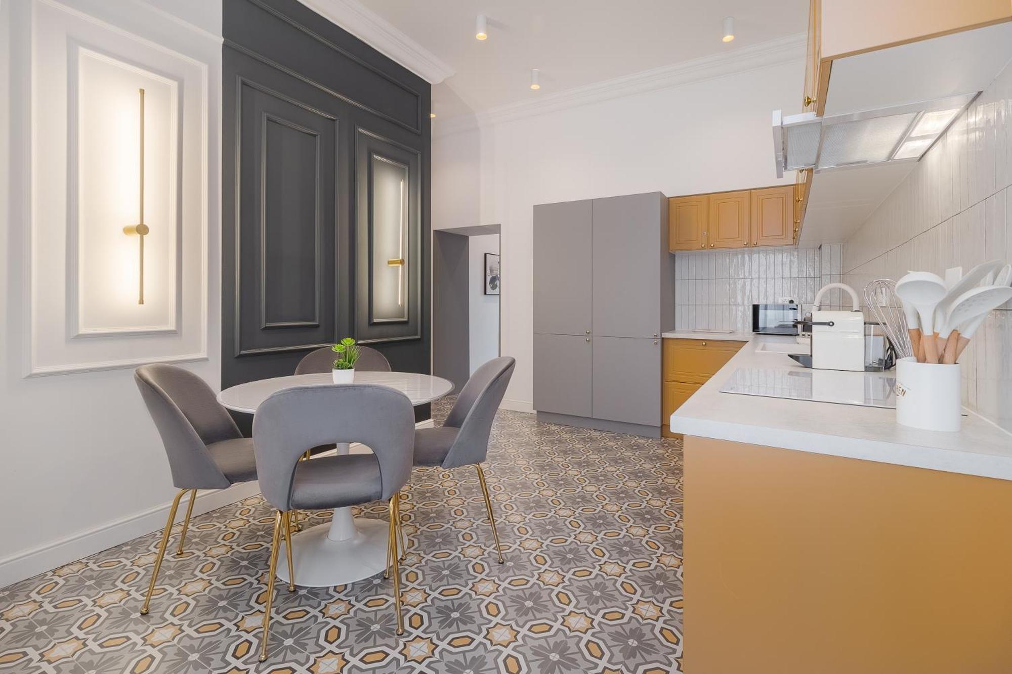Olimpia Residence Орадеа Екстериор снимка